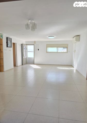 בית פרטי/ קוטג', נוף העמק, יקנעם עילית