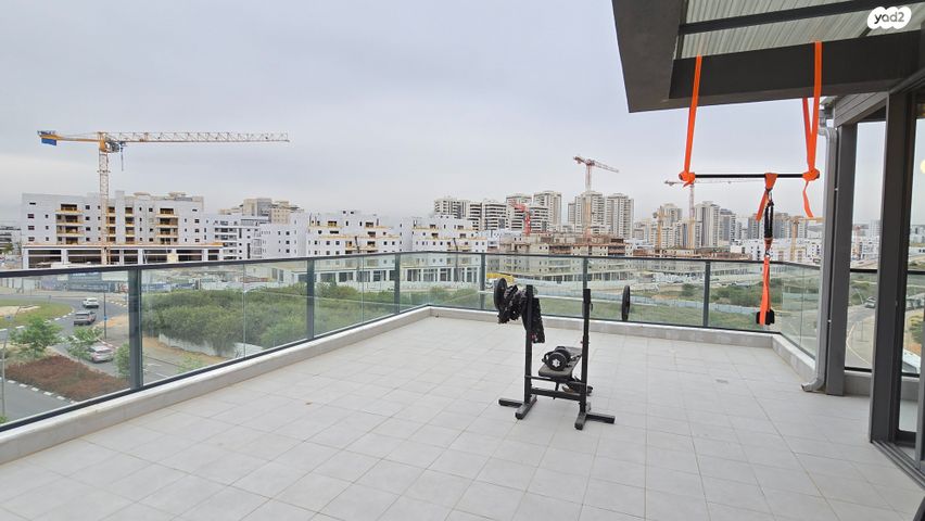 גג/ פנטהאוז, פסגות אפק, ראש העין