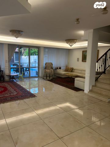 בית פרטי/ קוטג', רוברט פוגל 8, קרית חתני פרס נובל, ראשון לציון