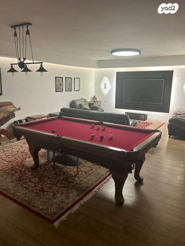 בית פרטי/ קוטג', רוברט פוגל 8, קרית חתני פרס נובל, ראשון לציון