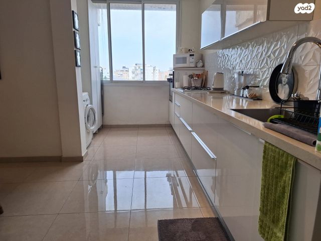 דירה, א.ד. גורדון 10, עין גנים, פתח תקווה