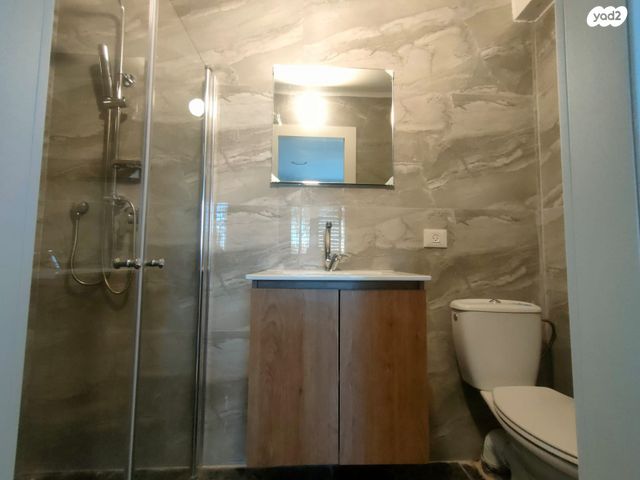 דירה, מתתיהו הכהן, גיורא יוספטל, דימונה