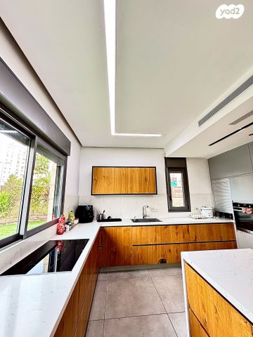 דירת גן, קרית היובל, ירושלים