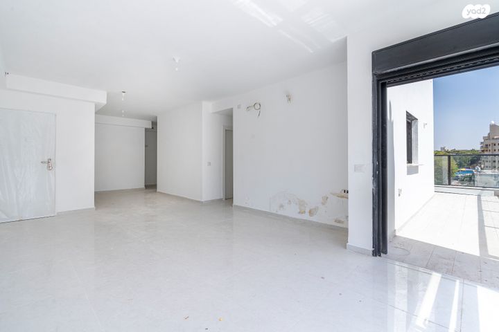 דירה, שדרות חיים וייצמן, נתניה