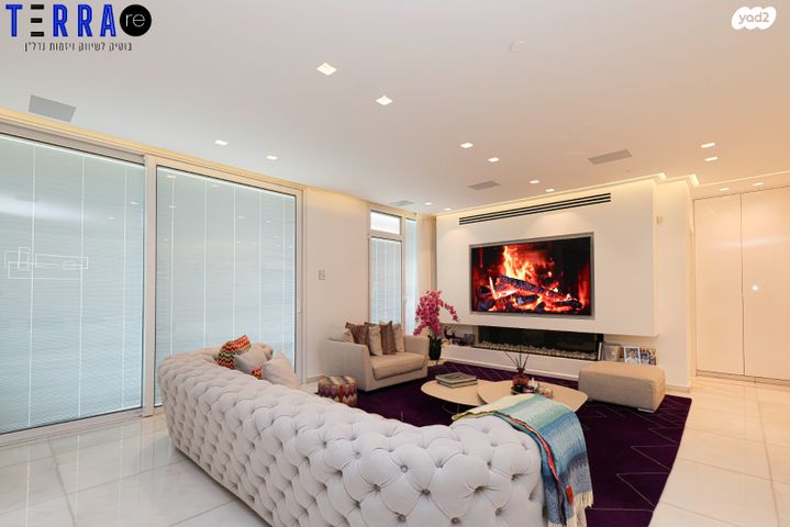 דירה, אהוד מנור, עיר ימים, נתניה