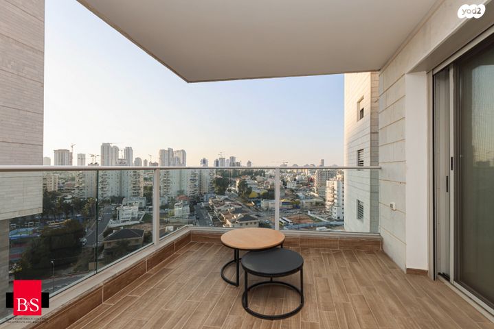 דירה, נוף הטיילת, נתניה