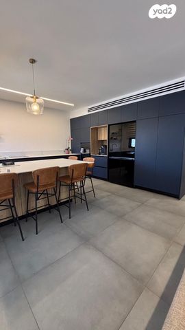 גג/ פנטהאוז, המרכז השקט / מרכז העיר, פתח תקווה