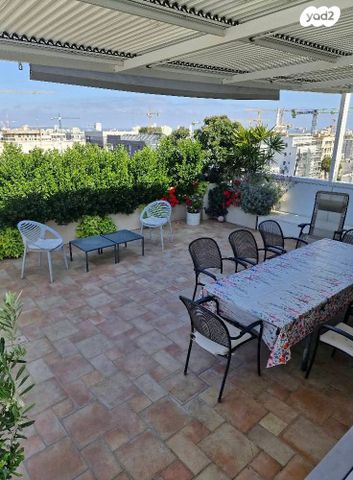 גג/ פנטהאוז, בילטמור, הצפון החדש - כיכר המדינה, תל אביב יפו