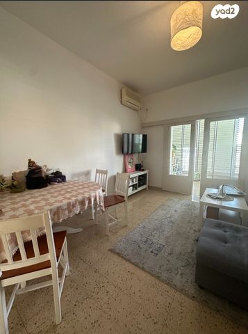 דירה, מרדכי אנילביץ', המושבה הגרמנית, חיפה