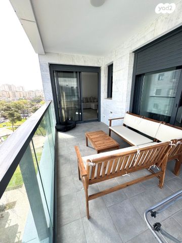 דירה, נווה ישראל, הרצליה