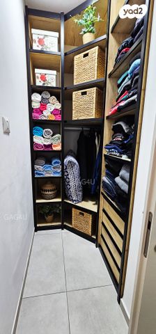 גג/ פנטהאוז, קוממיות, שאר העיר, מגדל העמק