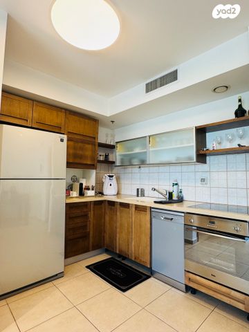 סאבלט, העוגן, מרינה, הרצליה