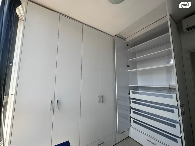 גג/ פנטהאוז, בת ים