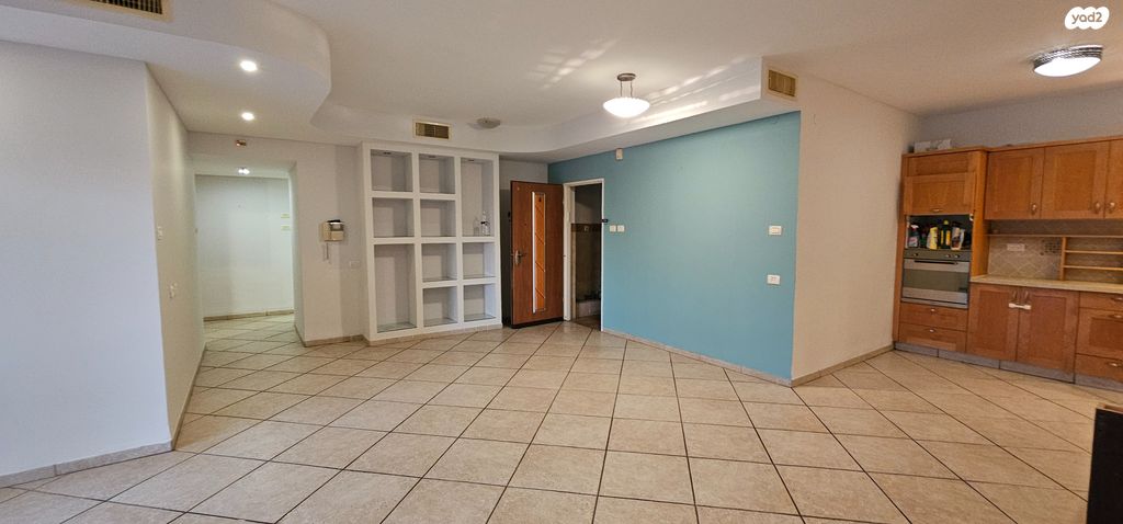 דירה, ז'בוטינסקי, עיר, מרכז העיר, נהריה