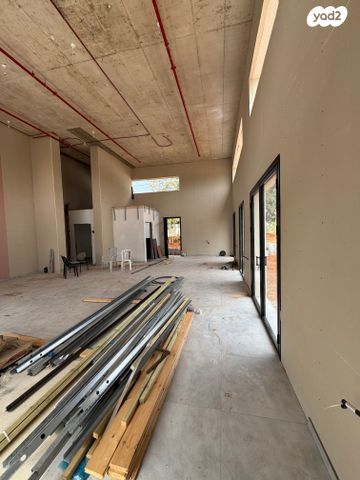 חנויות/ שטח מסחרי, יעף, יעף