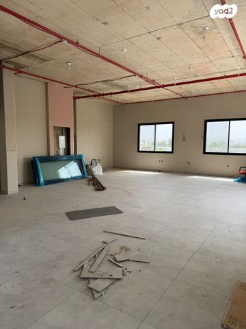 משרדים, יעף, יעף