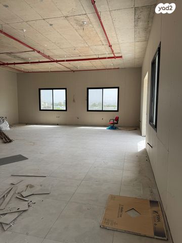 משרדים, יעף, יעף