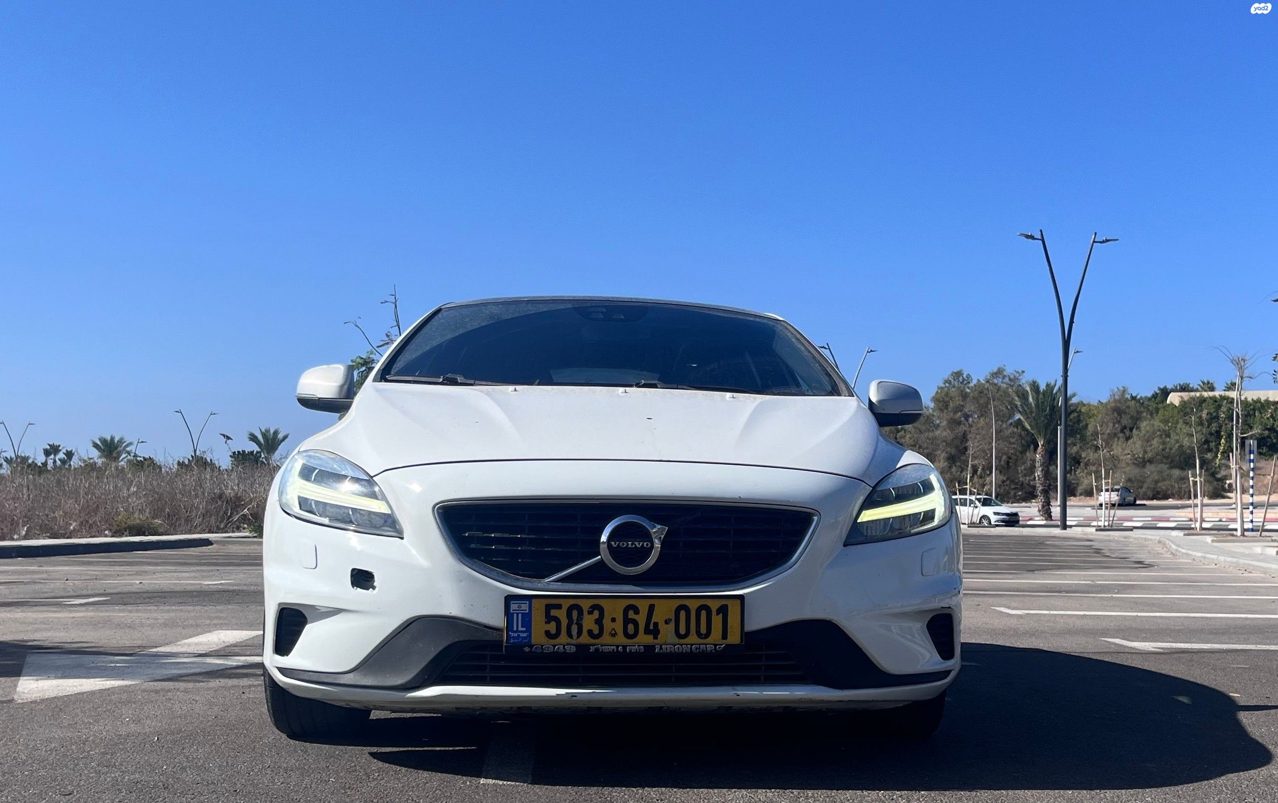 מודעת רכב וולוו V40