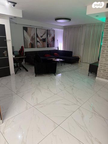 דירה, מבצע נחשון 10, נווה ים, ראשון לציון