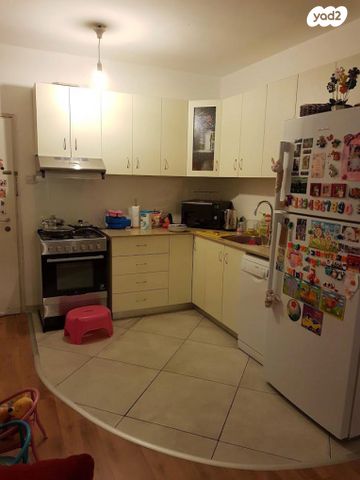 דירה, אלימלך 15, שכונת בן גוריון, מרכז העיר ג', רמת גן