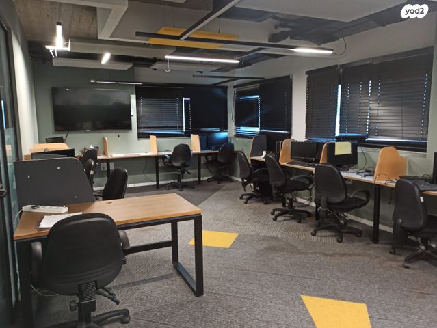 משרדים, נחלת יצחק 38, נחלת יצחק, תל אביב יפו