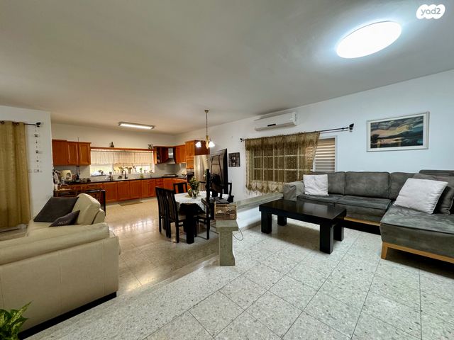 דו משפחתי, אפשטיין, מרכז עפולה עלית, עפולה