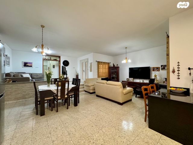 דו משפחתי, אפשטיין, מרכז עפולה עלית, עפולה