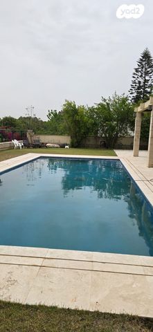 בית פרטי/ קוטג', הזית, הביכורים, קיסריה