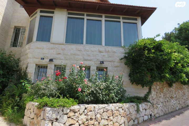 דו משפחתי, רמות, ירושלים