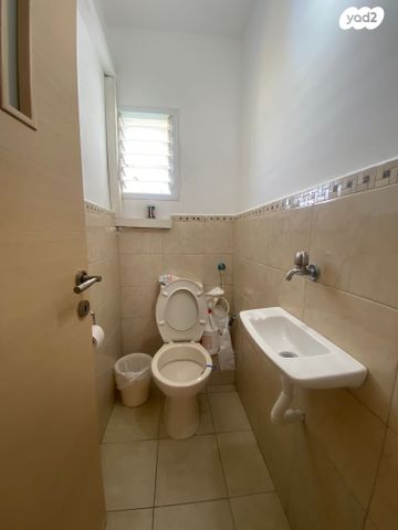 דירה, הרב יצחק בן חנן 18, נאות גנים, נתניה