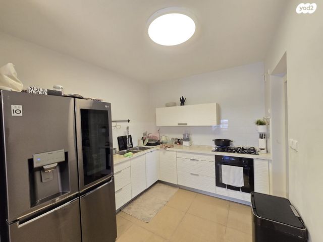 דירת גן, איש מצליח, חומת שמואל, הר חומה, ירושלים