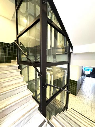 דירה, שדרות המגינים 46, שער פלמר, תחנת רכבת השמונה, חיפה