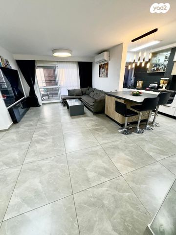 דירה, נחשול 1, קרית מנחם בגין, רמלה