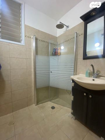 דירה, הרב יצחק בן חנן 18, נאות גנים, נתניה