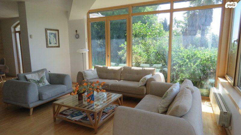 דו משפחתי, רמות, ירושלים