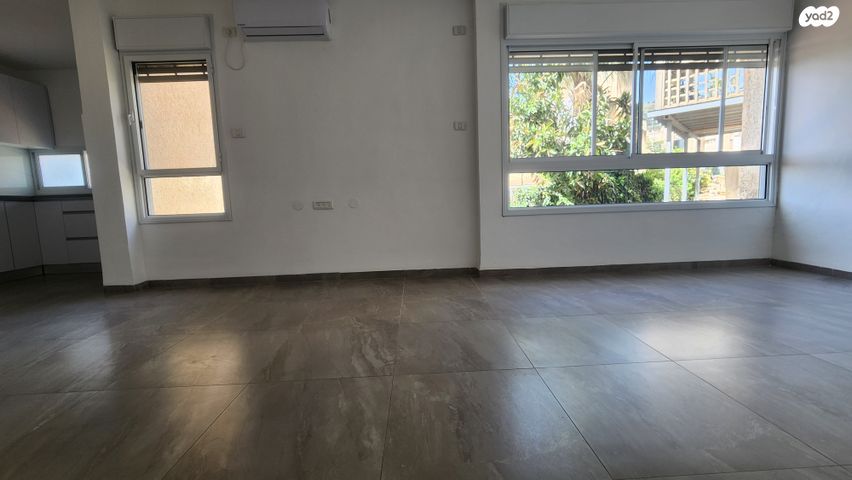 דירה, שאר העיר, חצור הגלילית