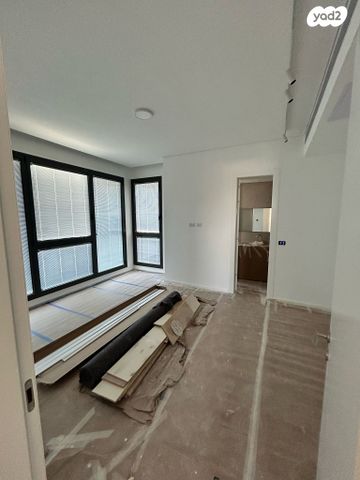 גג/ פנטהאוז, נורית הירש 11, דרום חדש, פארק הים, בת ים