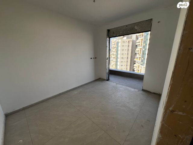 גג/ פנטהאוז, דב גרונר 4, עין גנים, פתח תקווה