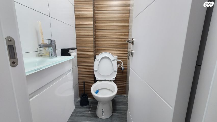 דירה, שאר העיר, חצור הגלילית