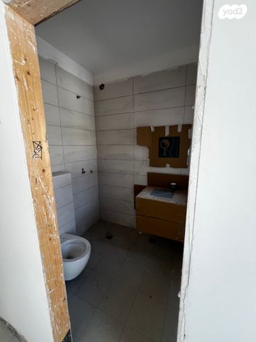 גג/ פנטהאוז, דב גרונר 4, עין גנים, פתח תקווה