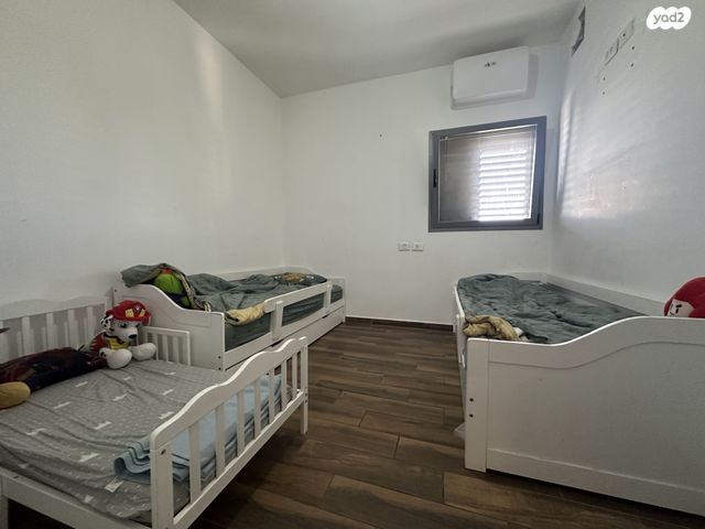 דירה, יצחק שדה, בת ים