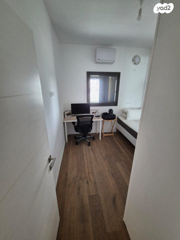 דירה, כרמלית 11, כרם התימנים, תל אביב יפו