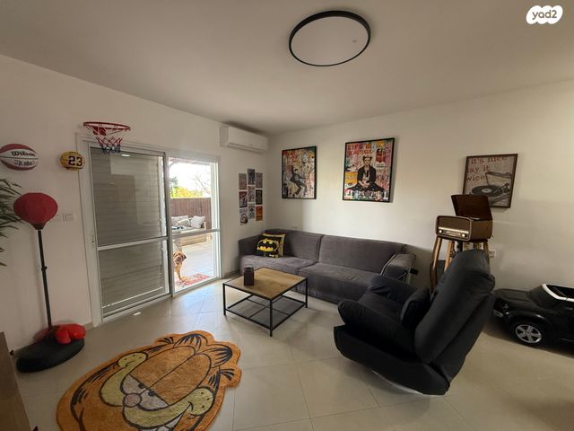 המעיינות, שחמון, רובע 8