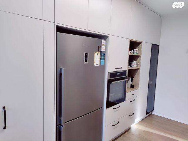 דירה, בן גוריון 15, מרכז דרום, רעננה