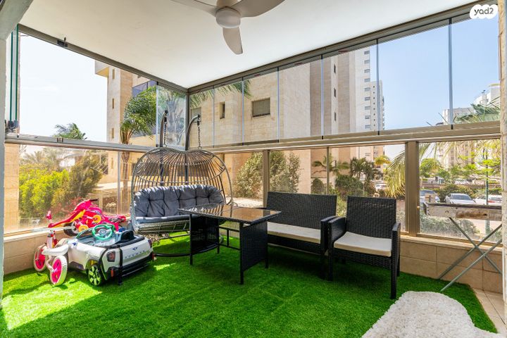 דירה, היובל, אור עקיבא