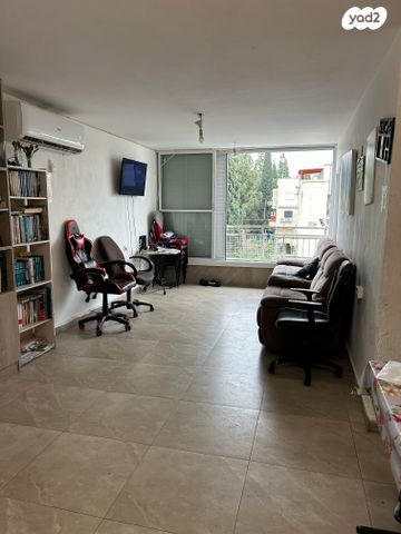 הרב קובלסקי 24