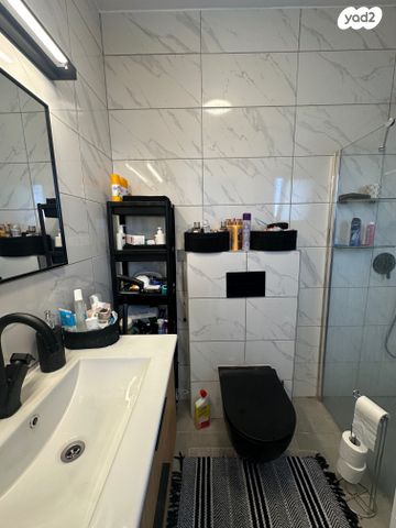 גג/ פנטהאוז, הגבול רוטשילד, בת ים