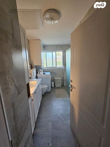 דירה, מקור חיים, מקור חיים, ירושלים