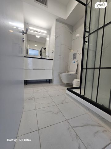 דירה, בורסה, רמת גן