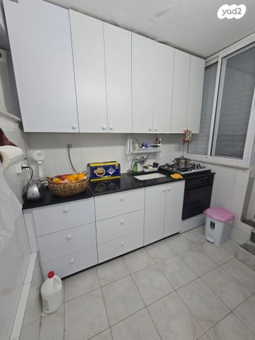 דו משפחתי, יעקב אחווה, קרית אלון, פתח תקווה